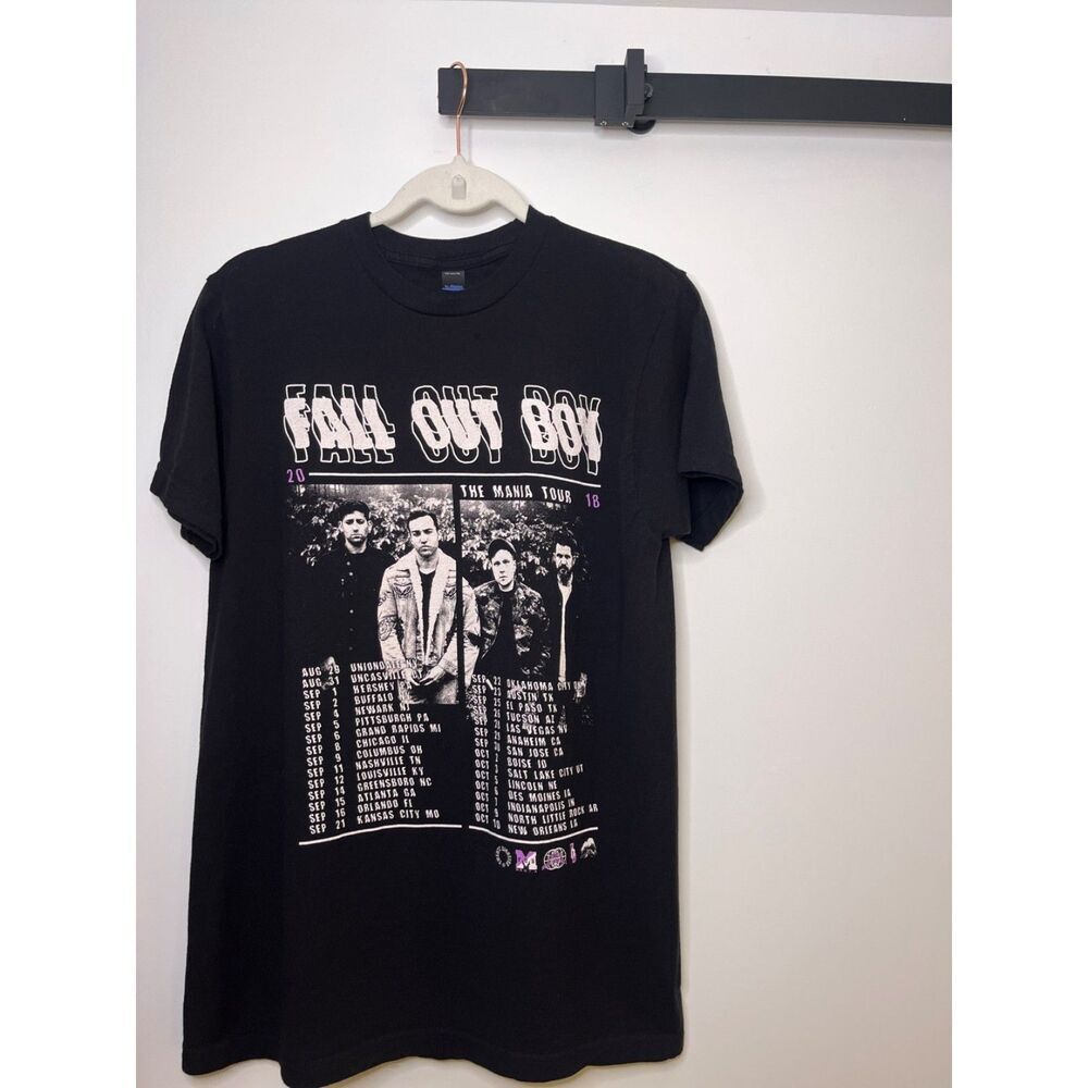 Fall Out Boy MANIA TOUR 2018 Tour Concert T-Shirt Black Unisex Medium